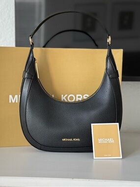 NWT RETAIL $379 Michael Kors Signature Black Preston Hobo Shoulder Bag